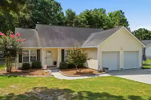 1102 Huger St, Moncks Corner, SC 29461 - Photo 1