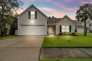 1417 Wellesley Cir, Mount Pleasant, SC 29466 - Photo 1