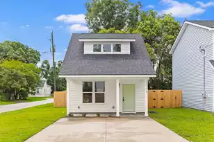 2015 Hampton Ave, North Charleston, SC 29405 - Photo 1