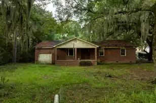 388 5th Ave, Mount Pleasant, SC 29464 - Photo 1