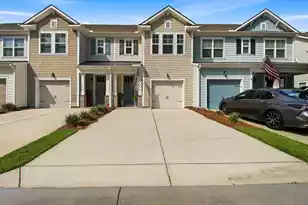1674 Bridwell Ln, Mount Pleasant, SC 29466 - Photo 1