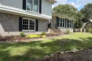 1736 Sulgrave Rd, Charleston, SC 29414 - Photo 1