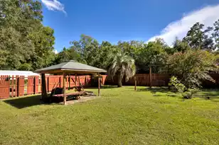 25 Church Street S, Summerton, SC 29148 - Photo 10