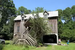 309 McClellan Ave, McClellanville, SC 29458 - Photo 1