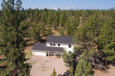 69353 Hinkle Butte Drive - Photo 1