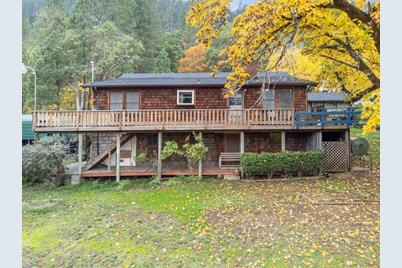 5457 Rogue River Highway - Photo 1