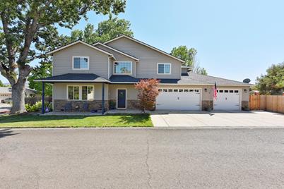 104 Skyler Lane, Phoenix, OR 97535 - Photo 1