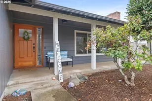 2568 Dover Dr, Eugene, OR 97404 - Photo 4