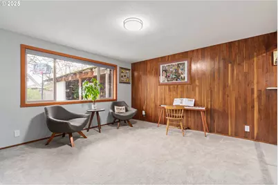 2568 Dover Dr, Eugene, OR 97404 - Photo 12