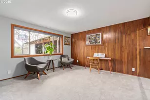 2568 Dover Dr, Eugene, OR 97404 - Photo 12