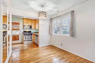 4030 SE Ivon St, Portland, OR 97202 - Photo 10