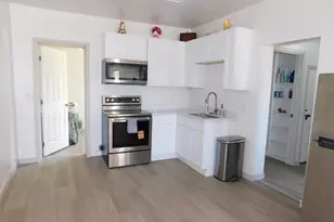 465 W Marine Dr, Astoria, OR 97103 - Photo 6