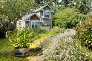 38 3rd St W, Chinook, WA 98614 - Photo 2