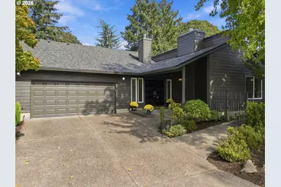 11255 SW Lynnvale Dr, Portland, OR 97225 - Photo 2