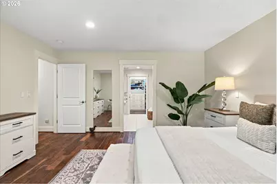 11255 SW Lynnvale Dr, Portland, OR 97225 - Photo 20