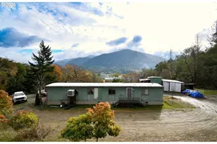 214 Thompson Rd, Riddle, OR 97469 - Photo 40