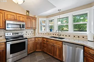 5268 Sugarpine Cir, Eugene, OR 97402 - Photo 14