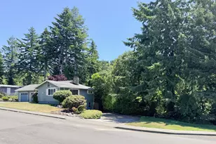 2260 Arthur Dr, Reedsport, OR 97467 - Photo 4