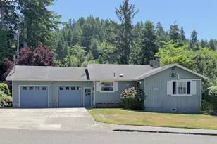 2260 Arthur Dr, Reedsport, OR 97467 - Photo 1
