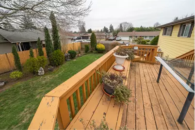 2200 NE Liberty Ave, Gresham, OR 97030 - Photo 40