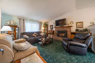 2200 NE Liberty Ave, Gresham, OR 97030 - Photo 6