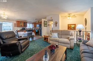 2200 NE Liberty Ave, Gresham, OR 97030 - Photo 8