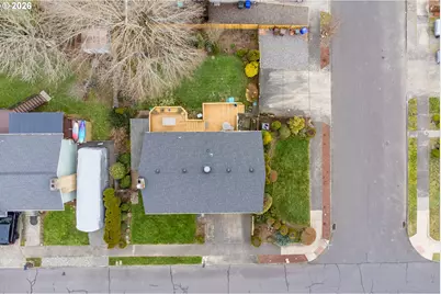 2200 NE Liberty Ave, Gresham, OR 97030 - Photo 4