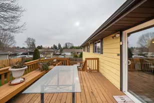 2200 NE Liberty Ave, Gresham, OR 97030 - Photo 32