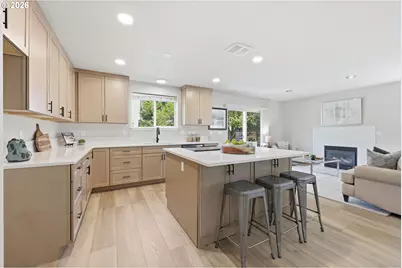 1333 NE Junior St, Portland, OR 97211 - Photo 8