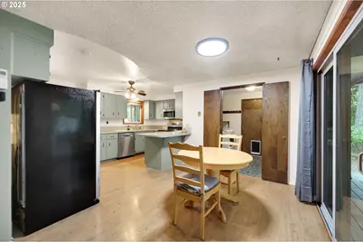 89011 Bridge St, Springfield, OR 97478 - Photo 8