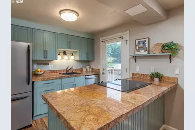 15110 SW Barlow Ct, Beaverton, OR 97007 - Photo 8