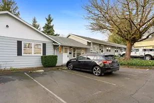 2683 SW Spring Garden St, Portland, OR 97219 - Photo 32