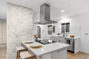 2683 SW Spring Garden St, Portland, OR 97219 - Photo 12