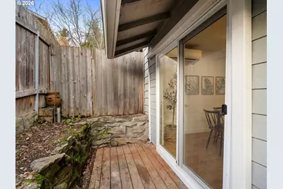 2683 SW Spring Garden St, Portland, OR 97219 - Photo 28