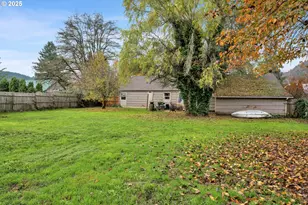 422 Elder St, Drain, OR 97435 - Photo 32