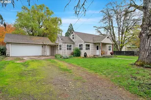 422 Elder St, Drain, OR 97435 - Photo 2