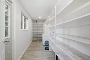 85217 Winding Way, Pleasant Hill, OR 97455 - Photo 10