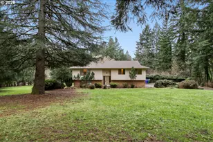 12155 SE 143rd Pl, Happy Valley, OR 97086 - Photo 2