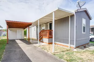 300 SW 7th Ave, Battle Ground, WA 98604 - Photo 1