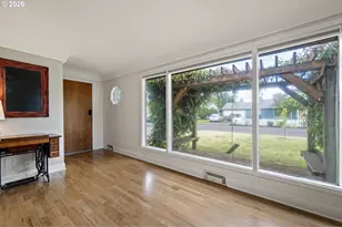 765 Louis St, Eugene, OR 97402 - Photo 4