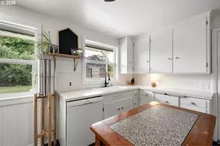 765 Louis St, Eugene, OR 97402 - Photo 14