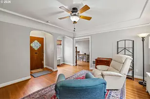 2250 NE Flanders St, Portland, OR 97232 - Photo 8