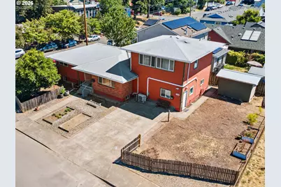3710 SE 49th Ave, Portland, OR 97206 - Photo 4