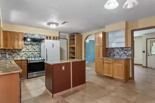 3710 SE 49th Ave, Portland, OR 97206 - Photo 12