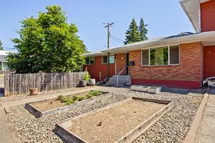 3710 SE 49th Ave, Portland, OR 97206 - Photo 2