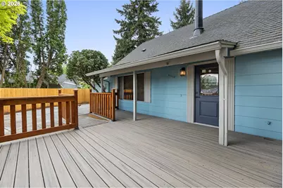 20410 SW Rachelle Ct, Beaverton, OR 97078 - Photo 2