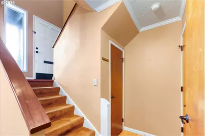 1310 River Rd #9, Longview, WA 98632 - Photo 6