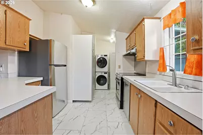 21400 SE Stark St #2, Gresham, OR 97030 - Photo 10