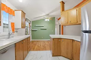 21400 SE Stark St, Gresham, OR 97030 - Photo 12