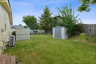 301 E Columbia Dr, Newberg, OR 97132 - Photo 30